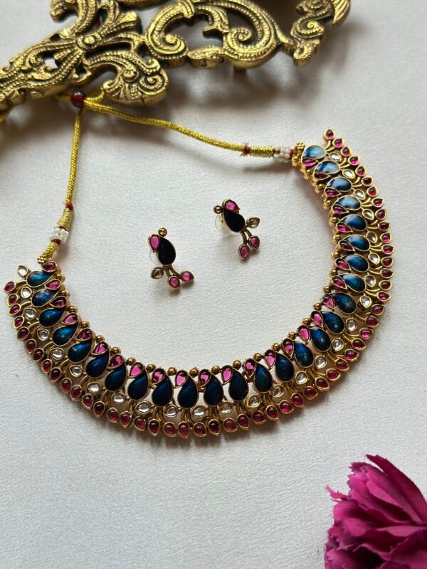 Peacock Neck Set