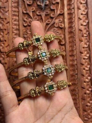 Bangle set ( Price per Pieces)