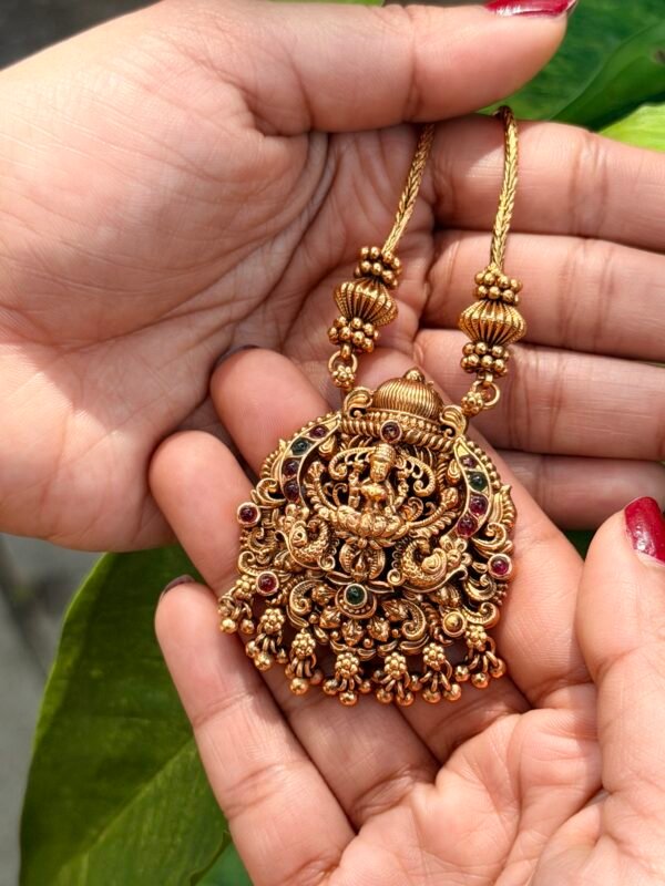 Badhra Antique Haram set