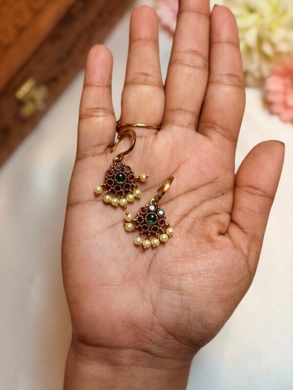 Cute Attigai Neck set