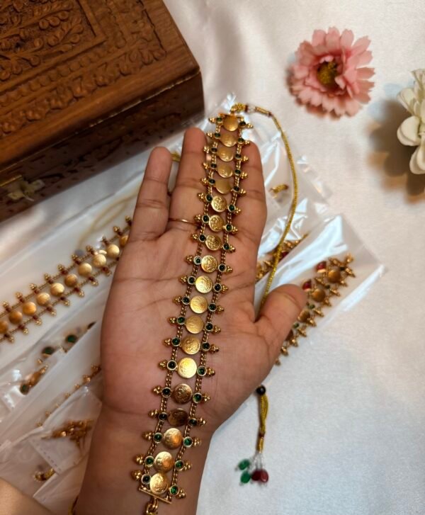 Coin choker