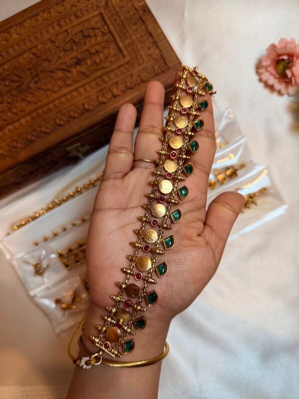 Janaki Coin choker