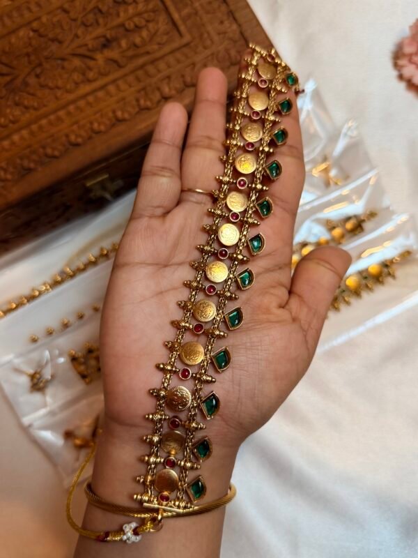 Janaki Coin choker