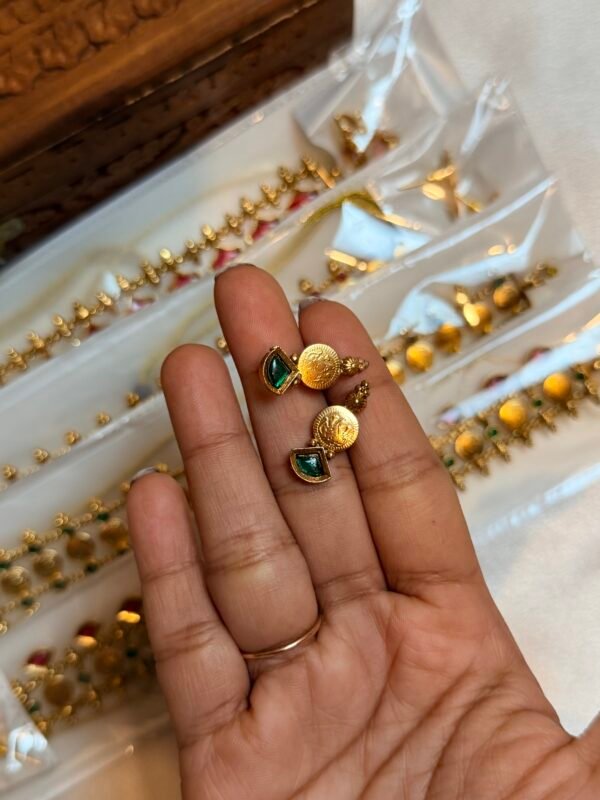 Janaki Coin choker