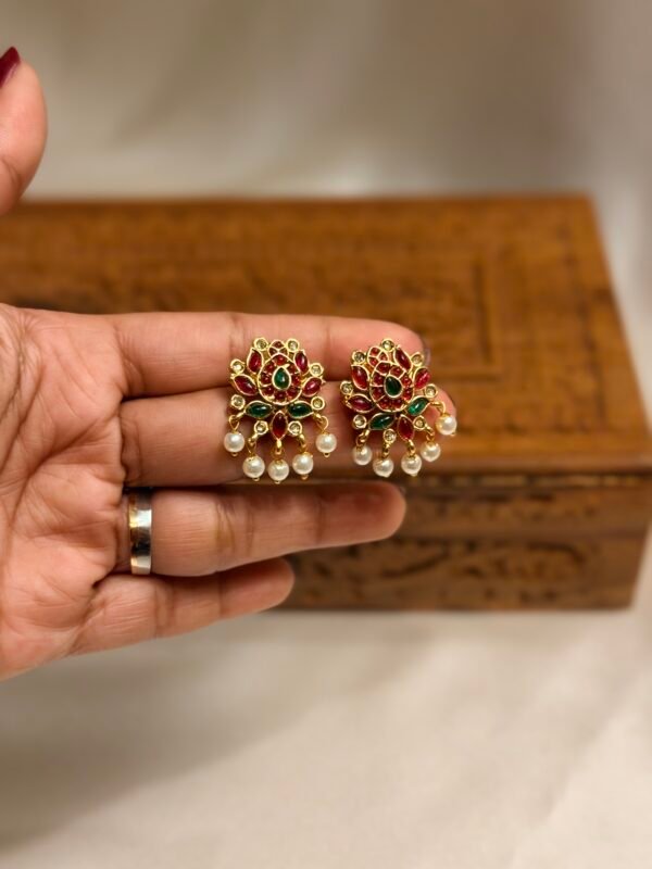 Pankaja Kemp Neck set