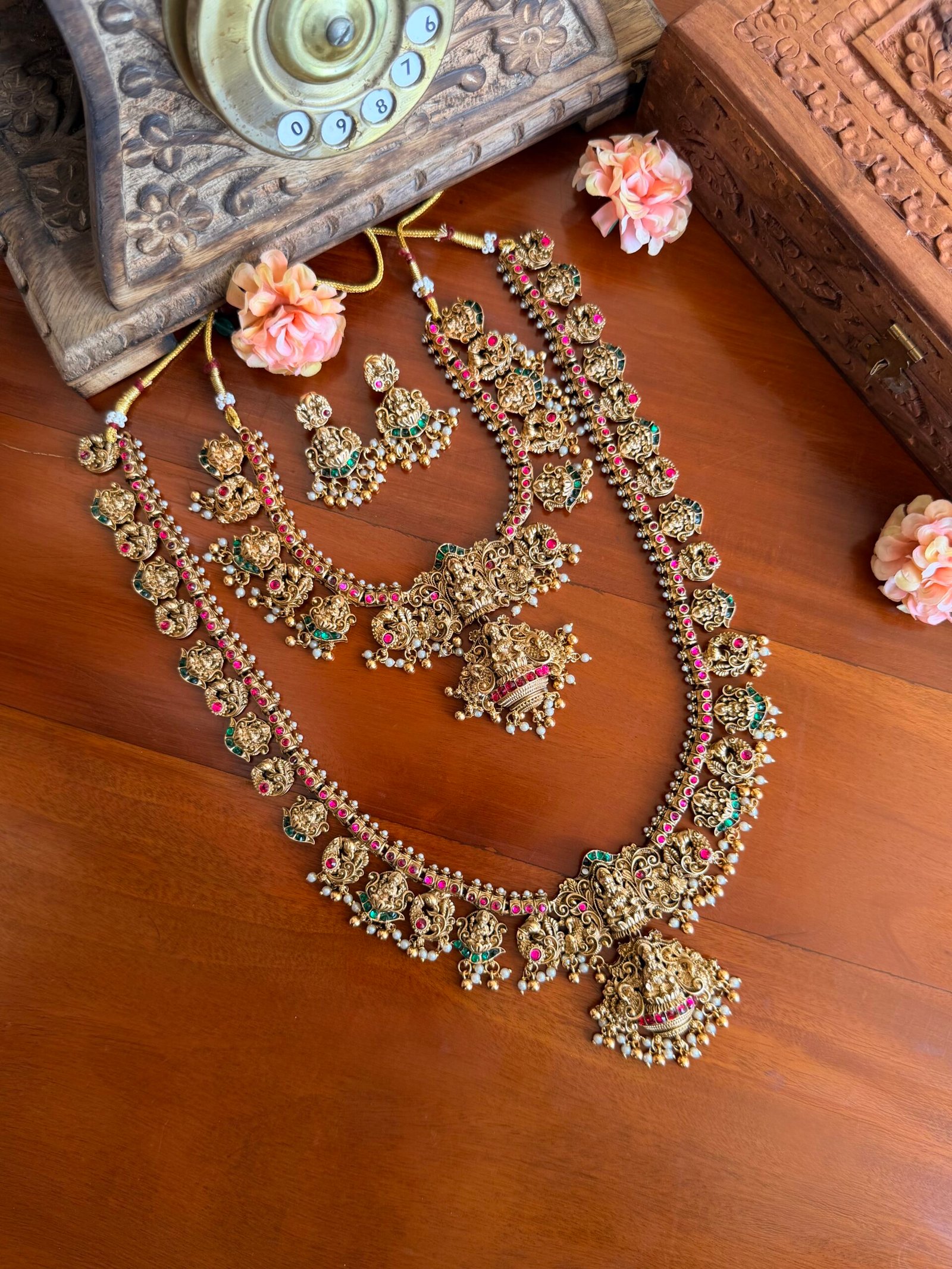 Vaidehi Bridal Combo Set