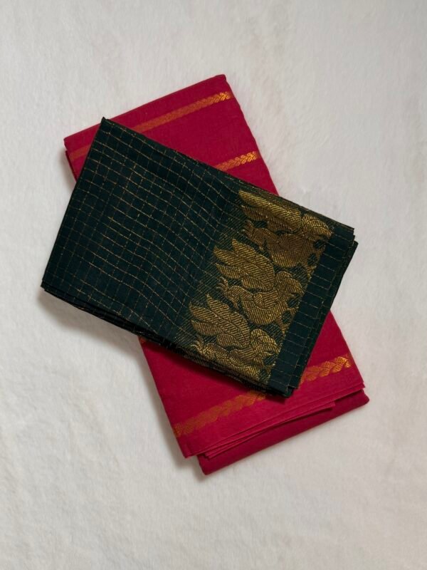 Traditional Madurai Sungudi Cotton Saree with Blouse Piece