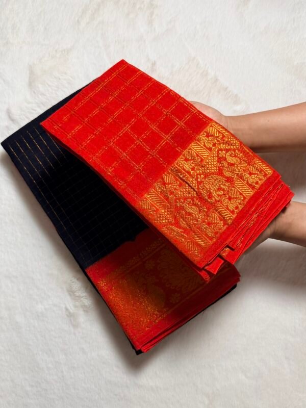 Traditional Madurai Sungudi Cotton Saree with Blouse Piece