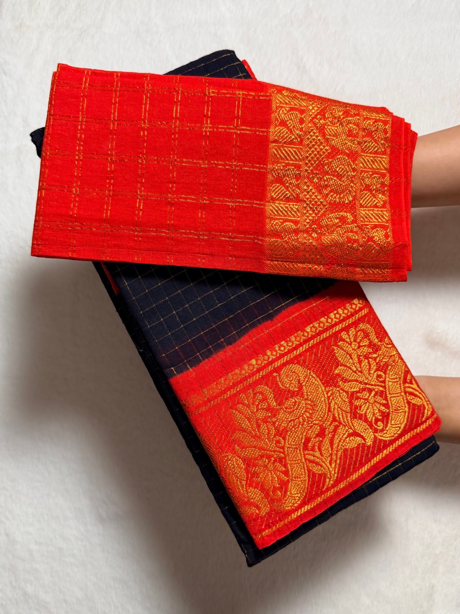 Traditional Madurai Sungudi Cotton Saree with Blouse Piece