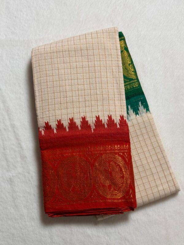 Traditional Madurai Sungudi Cotton Saree with Blouse Piece