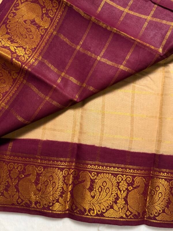 Traditional Madurai Sungudi Cotton Saree with Blouse Piece