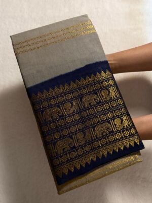 Traditional Madurai Sungudi Cotton Saree with Blouse Piece