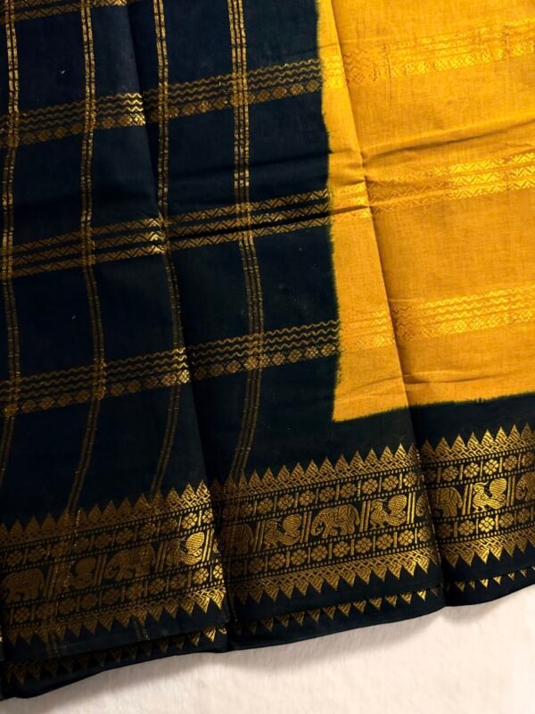 IMG_7585 Traditional Madurai Sungudi Cotton Saree with Blouse Piece