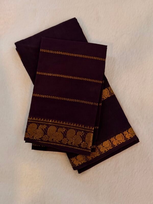 Traditional Madurai Sungudi Cotton Saree with Blouse Piece