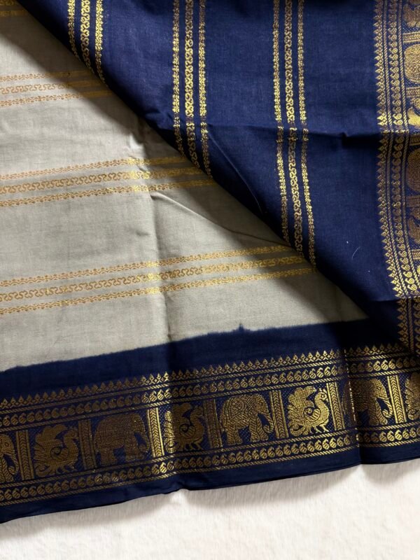 Traditional Madurai Sungudi Cotton Saree with Blouse Piece
