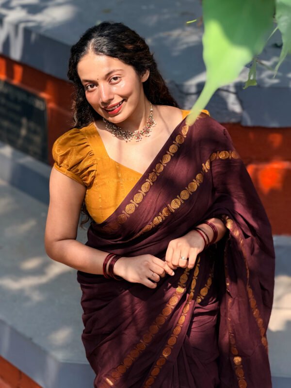 Traditional Madurai Sungudi Cotton Saree with Blouse Piece