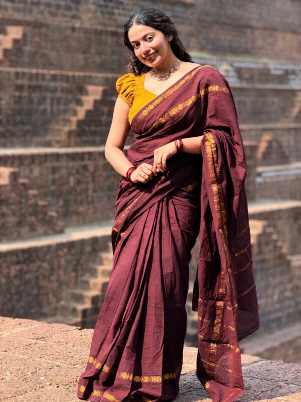 Traditional Madurai Sungudi Cotton Saree with Blouse Piece