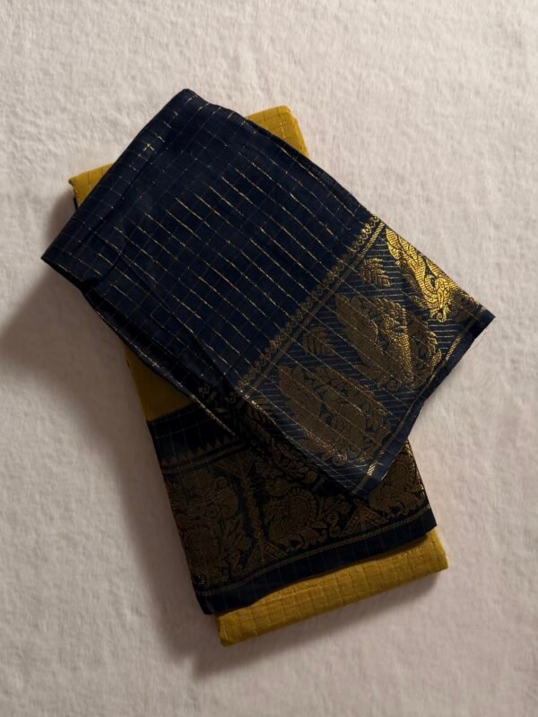 Traditional Madurai Sungudi Cotton Saree with Blouse Piece