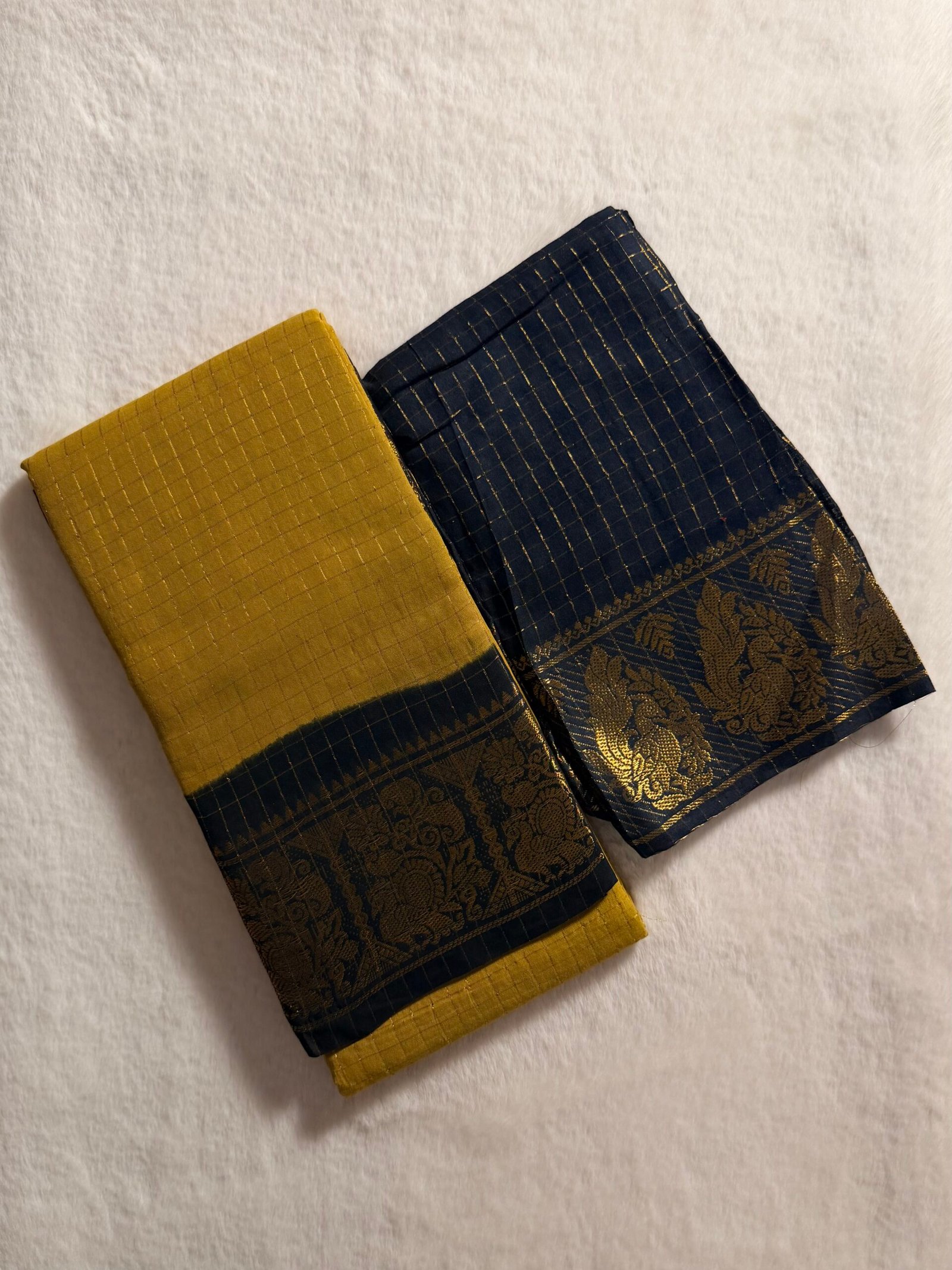 Traditional Madurai Sungudi Cotton Saree with Blouse Piece