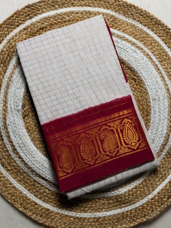 Traditional Madurai Sungudi Cotton Saree with Blouse Piece
