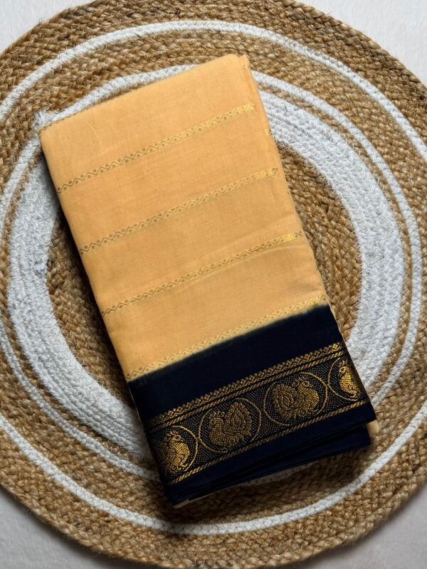 Traditional Madurai Sungudi Cotton Saree with Blouse Piece