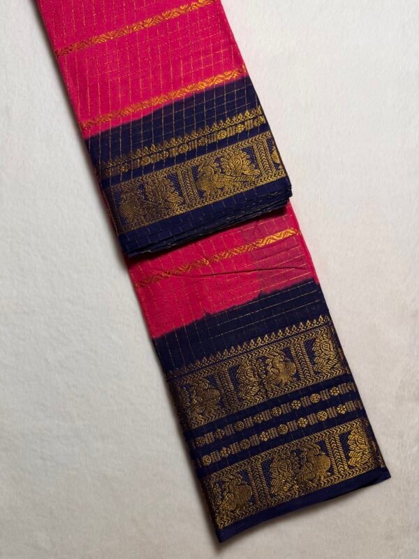 Traditional Madurai Sungudi Cotton Saree with Blouse Piece