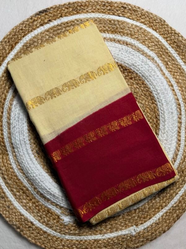 Traditional Madurai Sungudi Cotton Saree with Blouse Piece