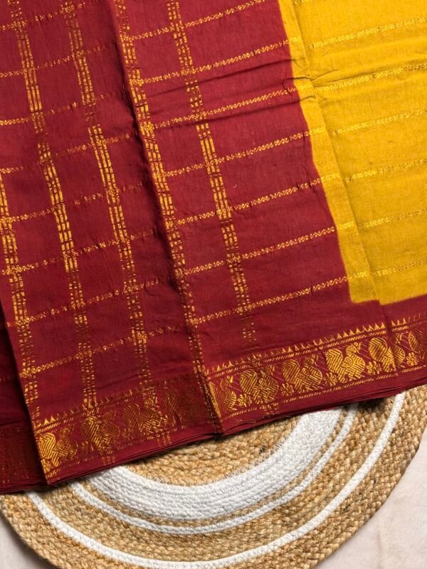 Traditional Madurai Sungudi Cotton Saree with Blouse Piece